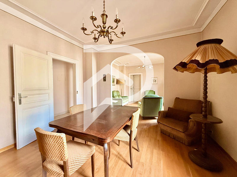 Immeuble - 360 m² - 12 pièces