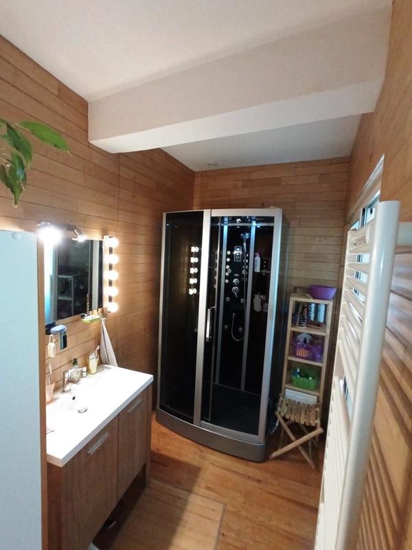 Maison traditionnelle - 180 m² - 7 pièces