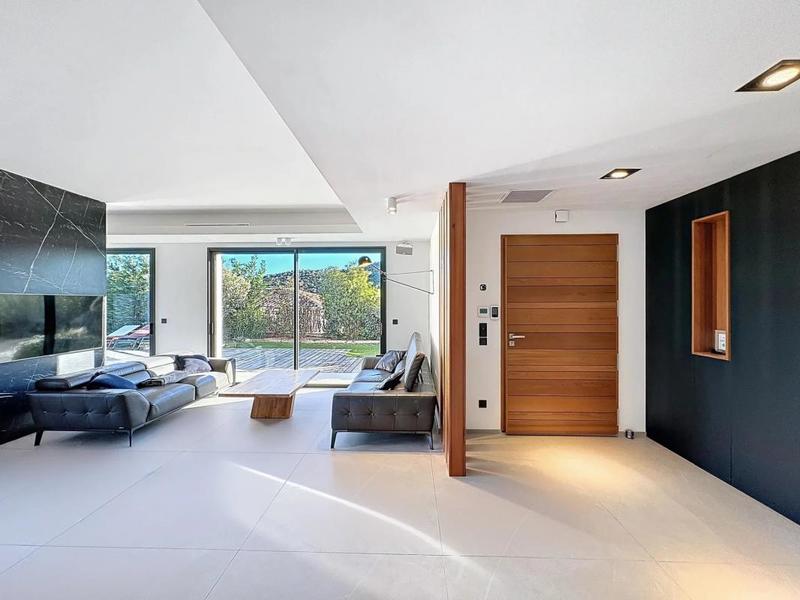 Villa - 180 m² - 6 pièces