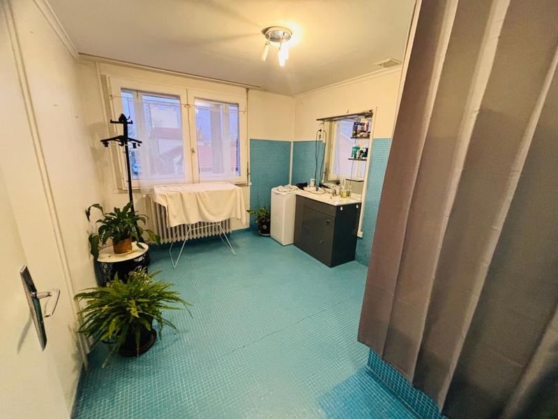 Maison - 229 m² - 8 pièces