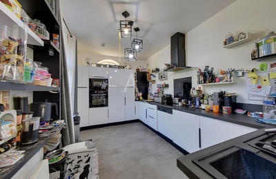 Maison - 172 m² - 6 pièces