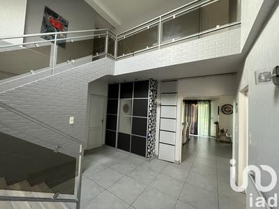 Maison - 183 m² - 7 pièces