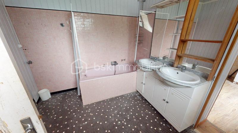 Maison - 134 m² - 5 pièces