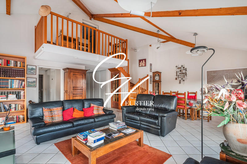 Duplex - 126 m² - 4 pièces