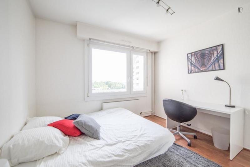 Chambre - 15 m² - 3 pièces