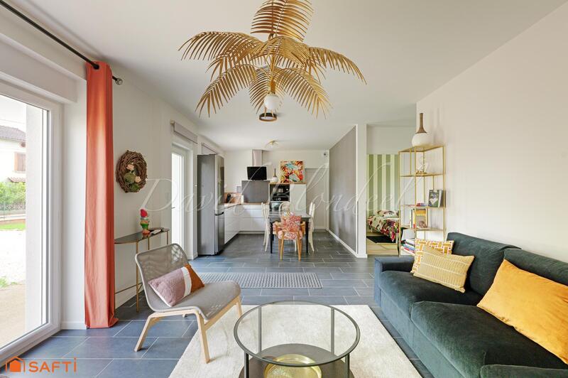 Maison - 92 m² - 5 pièces