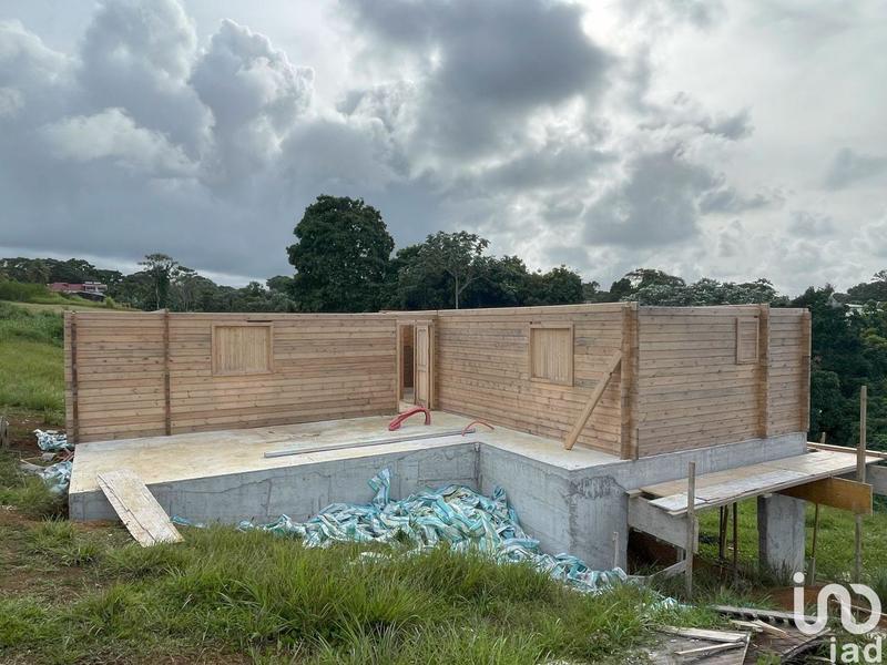 Maison - 95 m² - 4 pièces