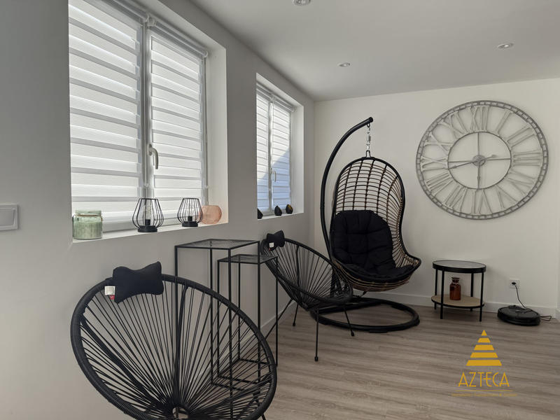 Maison - 98 m² - 5 pièces