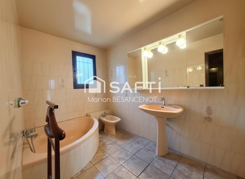 Maison - 155 m² - 6 pièces