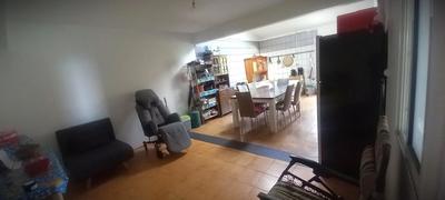 Maison - 217 m² - 8 pièces