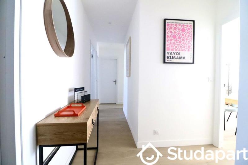 Chambre - 11 m² - 1 pièce