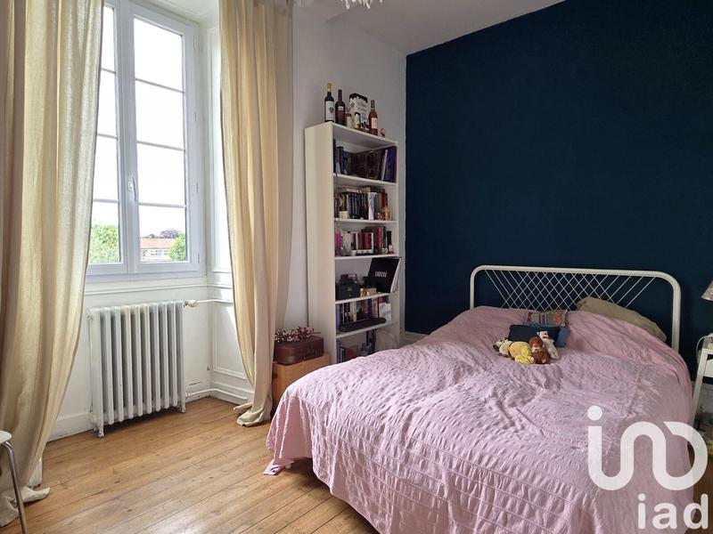 Maison - 298 m² - 11 pièces