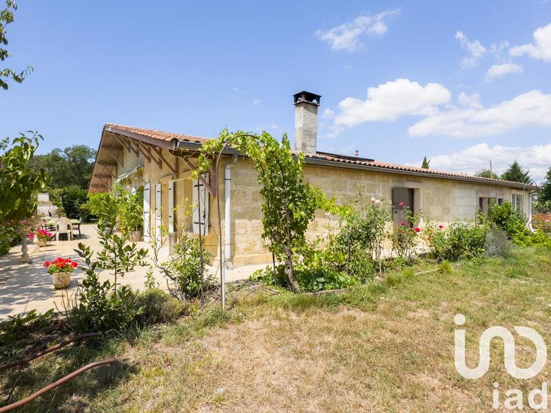 Maison - 250 m² - 8 pièces