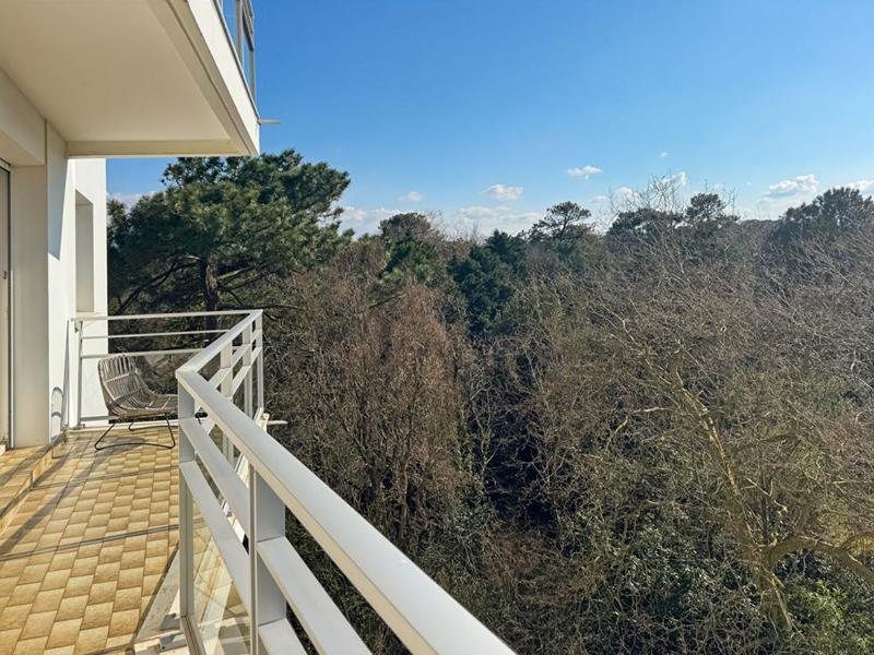 Appartement - 104 m² - 4 pièces