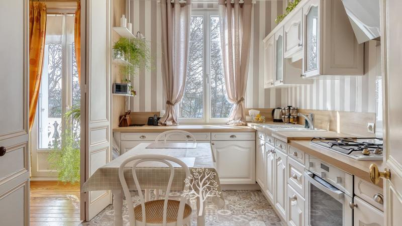 Villa - 209 m² - 7 pièces