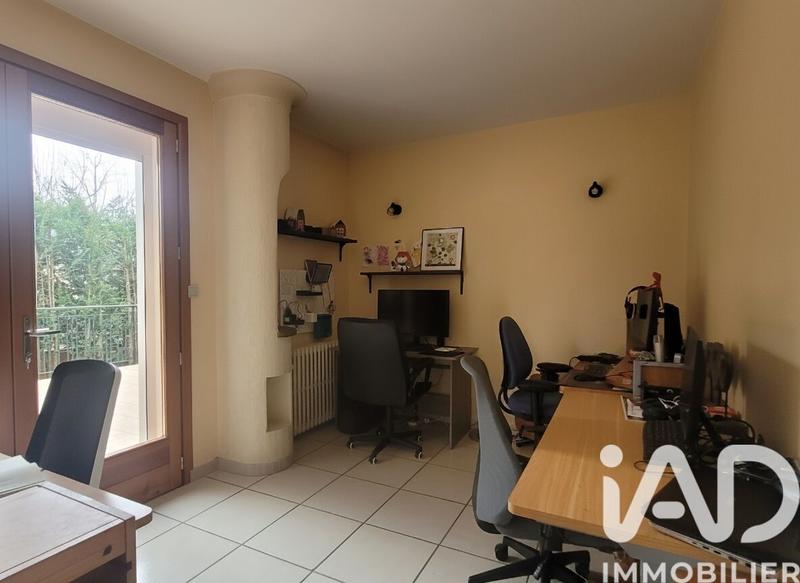 Maison - 214 m² - 6 pièces