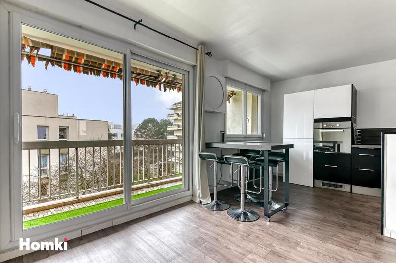 Appartement - 83 m² - 4 pièces