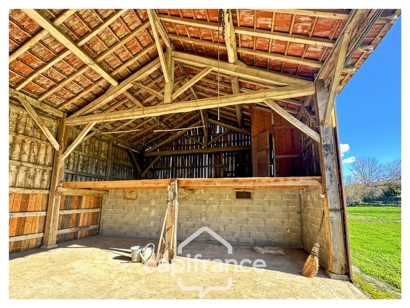 Maison de bois - 100 m² - 1 pièce