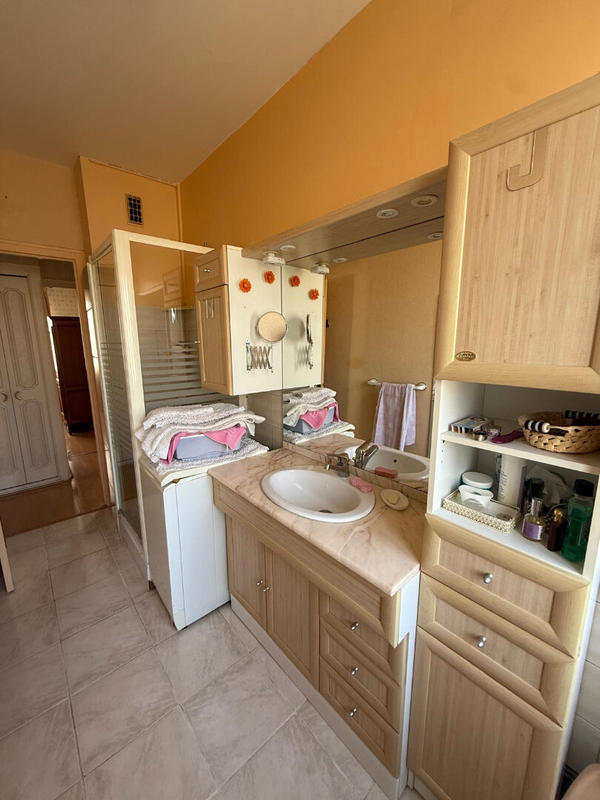 Appartement - 102 m² - 4 pièces