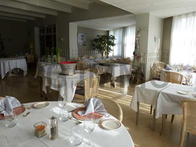 Local commercial - 471 m² - 16 pièces