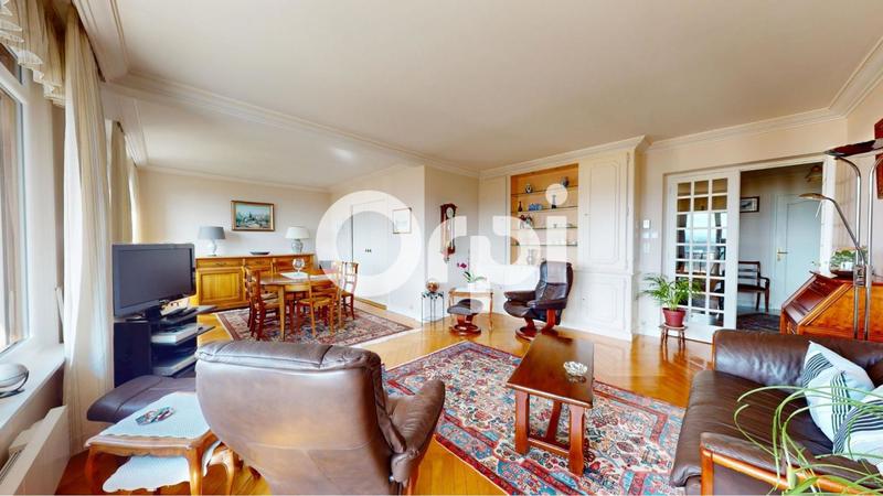 Appartement - 120 m² - 6 pièces