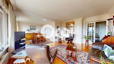 Appartement - 120 m² - 6 pièces