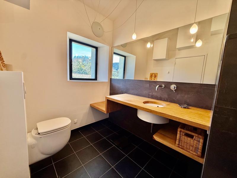 Mas - 196 m² - 6 pièces