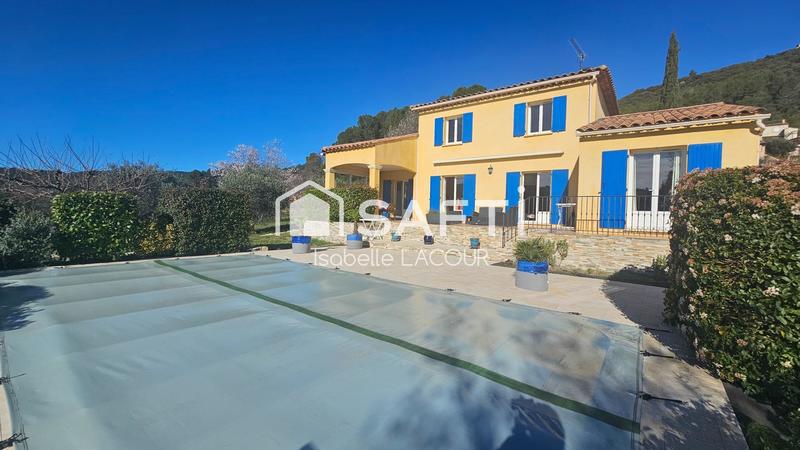 Maison - 140 m² - 6 pièces