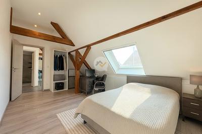 Maison contemporaine - 196 m² - 7 pièces