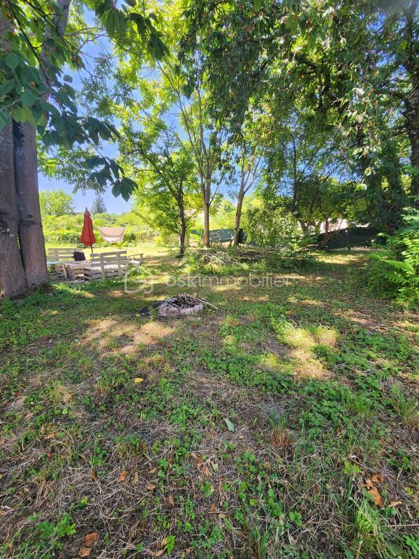 Terrain constructible - 562 m²