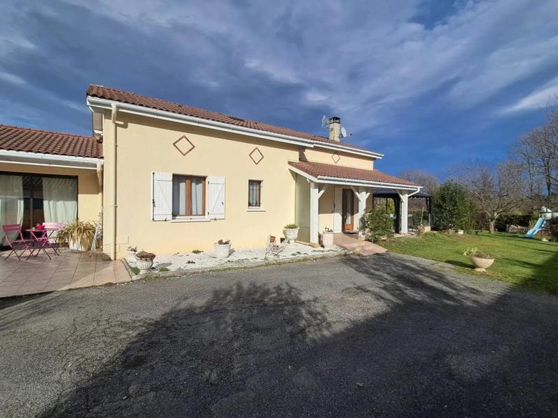 Maison - 158 m² - 6 pièces