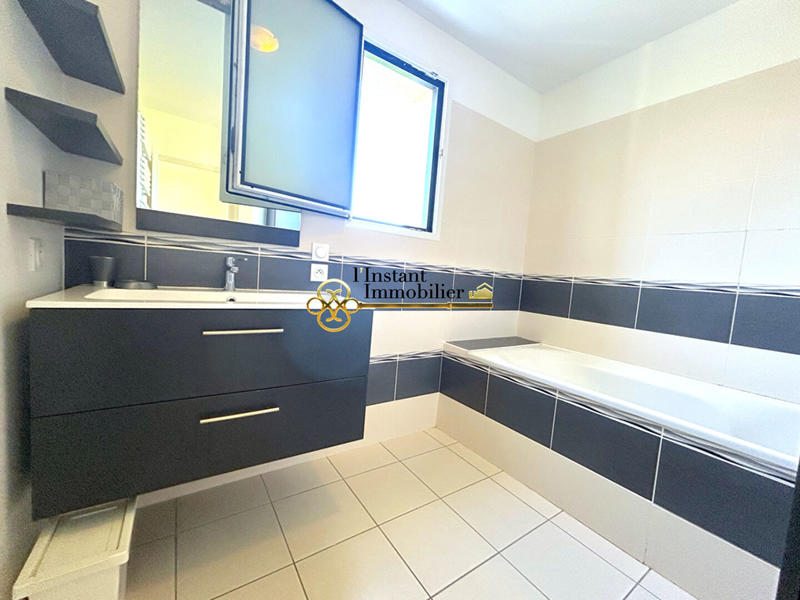 Maison - 138 m² - 6 pièces