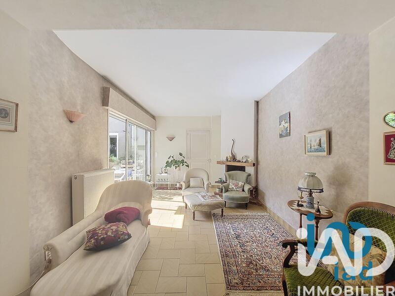Maison de ville - 266 m² - 12 pièces