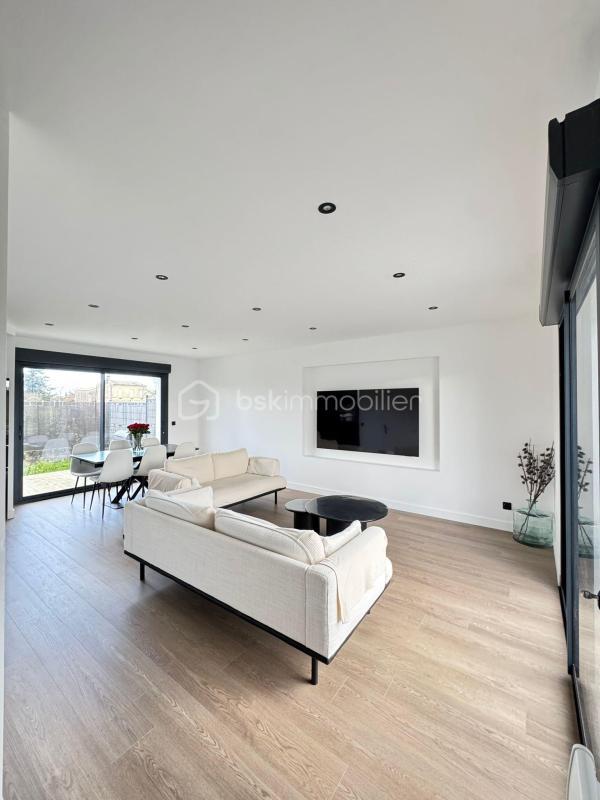 Maison - 88 m² - 4 pièces