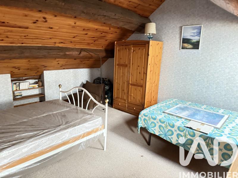 Maison - 223 m² - 11 pièces