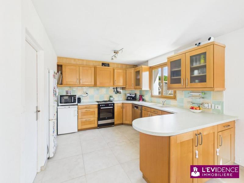 Maison - 127 m² - 5 pièces