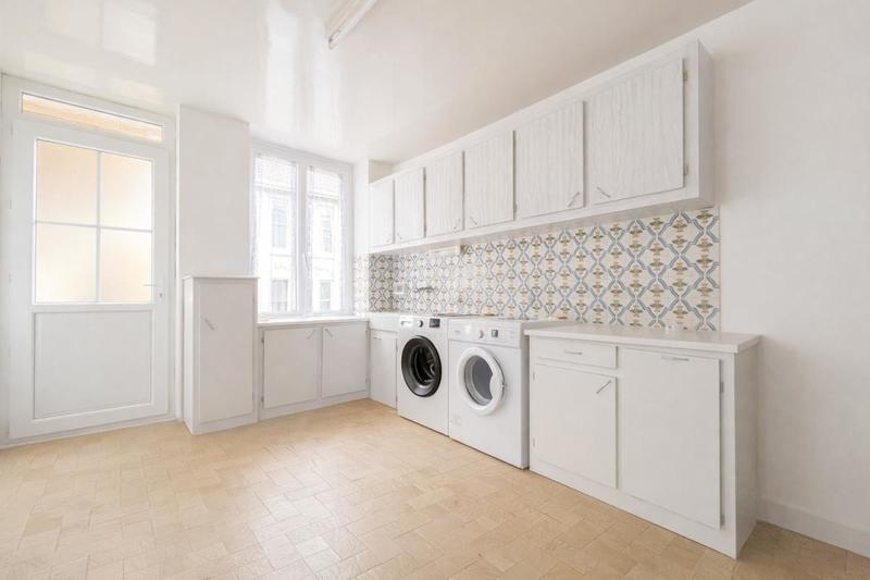 Maison - 165 m² - 8 pièces