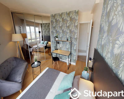 Chambre - 120 m² - 1 pièce