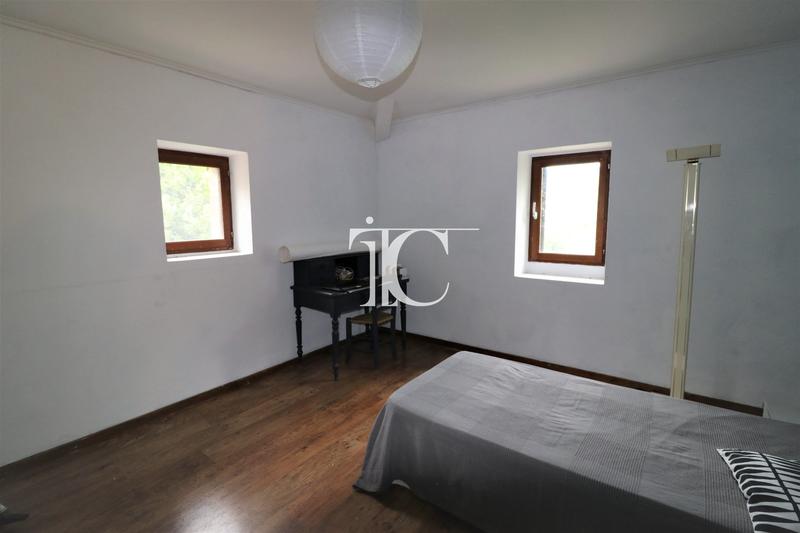 Maison - 135 m² - 7 pièces