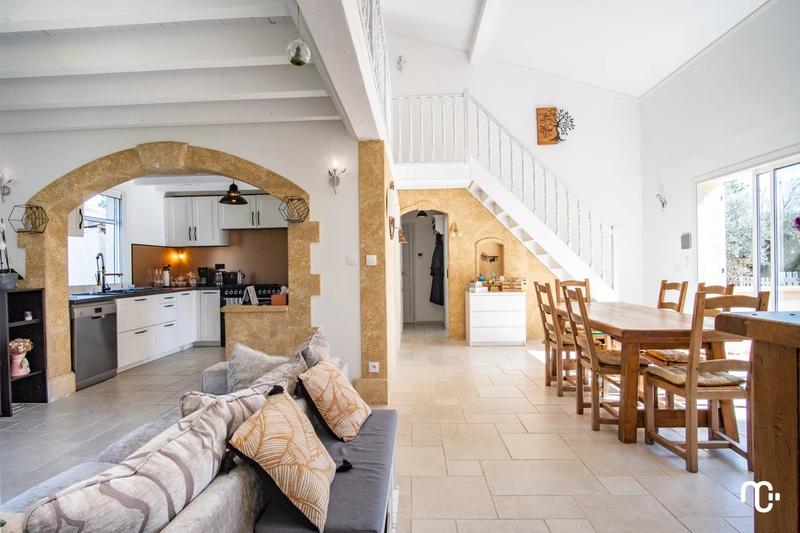 Maison - 108 m² - 5 pièces