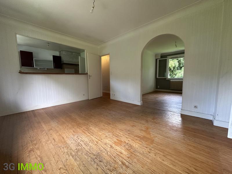 Maison traditionnelle - 102 m² - 6 pièces