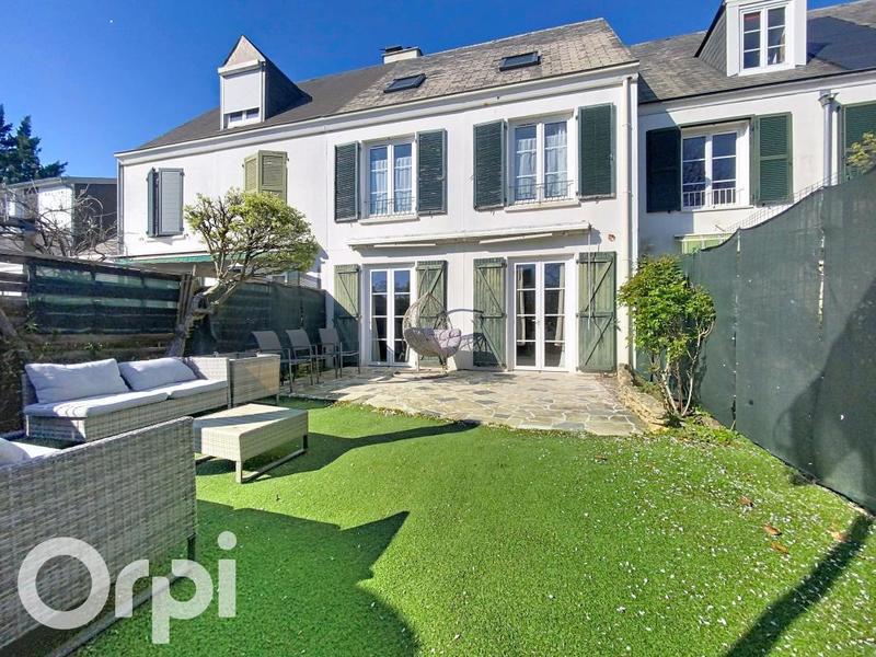 Maison - 126 m² - 6 pièces