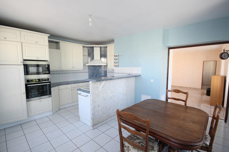 Appartement - 149 m² - 6 pièces