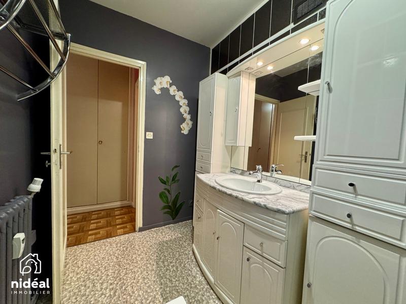 Appartement - 112 m² - 5 pièces