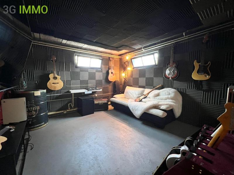 Maison d'architecte - 201 m² - 9 pièces