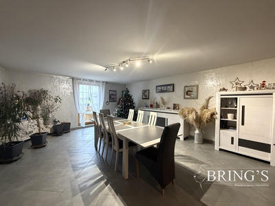 Maison - 273 m² - 7 pièces