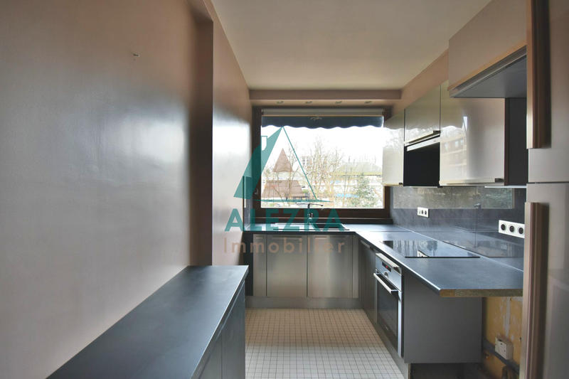 Appartement - 75 m² - 3 pièces