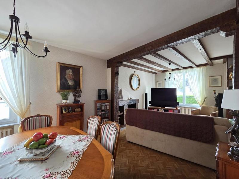 Maison - 143 m² - 6 pièces