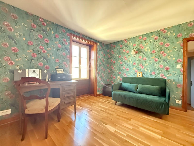 Maison - 134 m² - 6 pièces