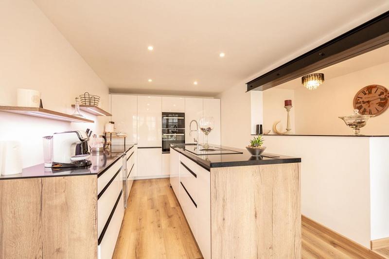 Maison - 129 m² - 6 pièces